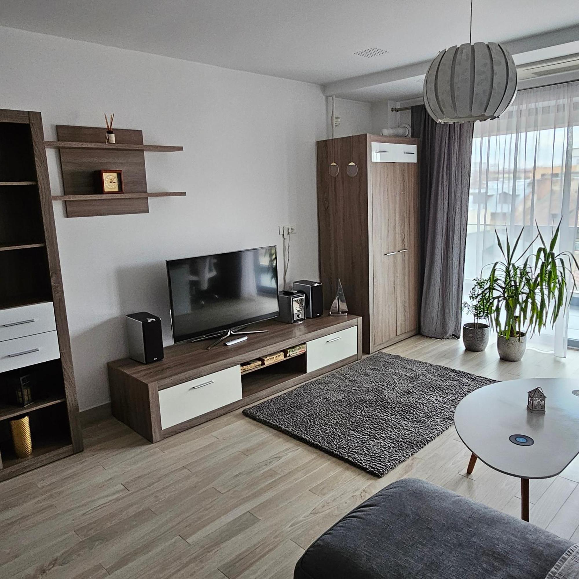 Central District Cuza 99 Apartment Bucharest Exterior photo